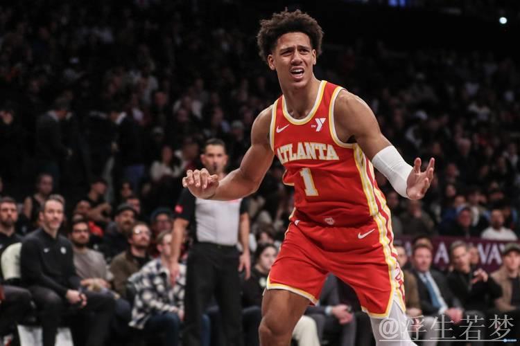 杰伦-约翰逊妙传助攻，奥孔古空切灌篮完成配合