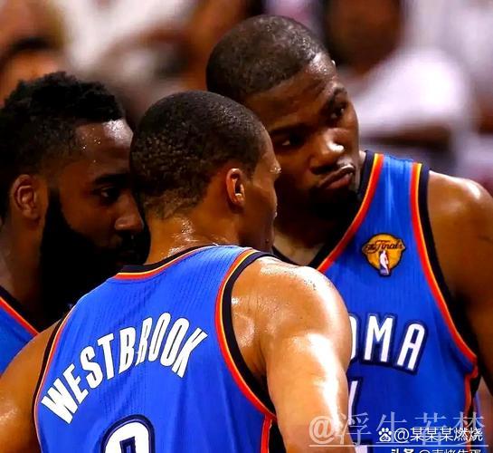 威少一战超邓肯，阿门20+12杜兰特锁死中投王，火箭送国王4连败